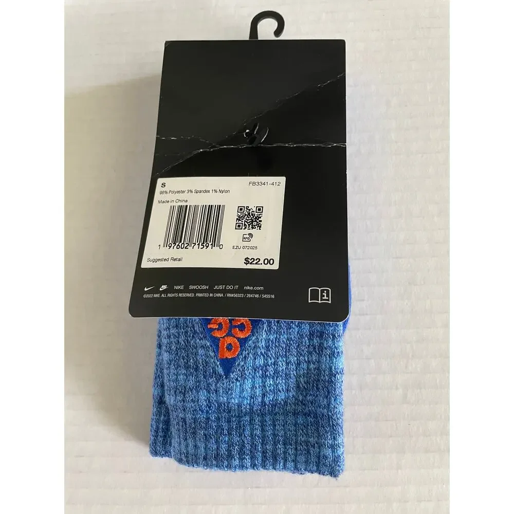 WOMENS ONE PAIR ACG BLUE ATHLETIC SOCKS NEW